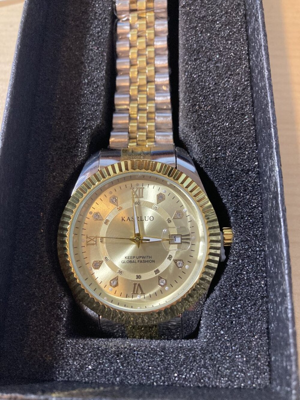 New Men's KASRLUO Gold Tone Roman Numeral Watch KEEP UP WITH GLOBAL FASHION